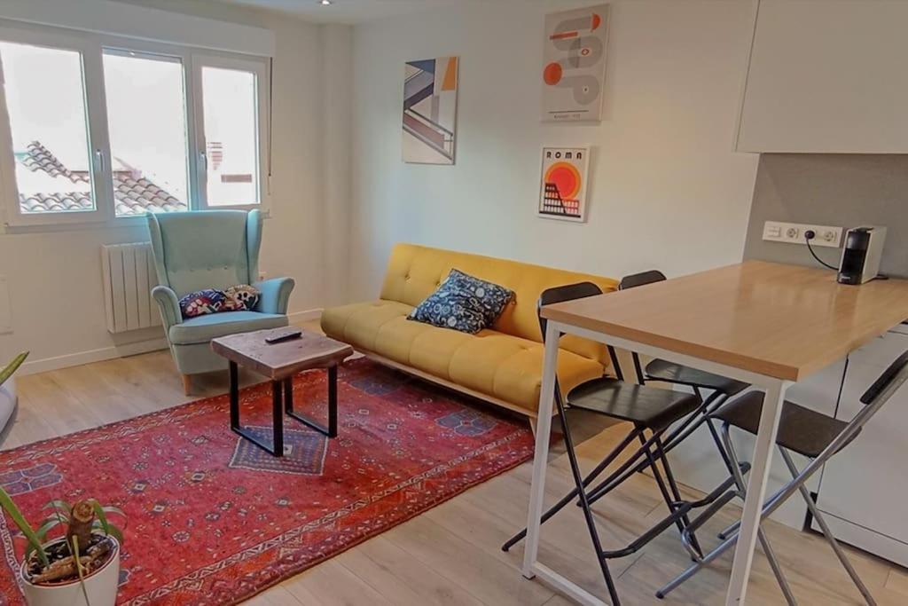 Apartment En El Centro De Gijon